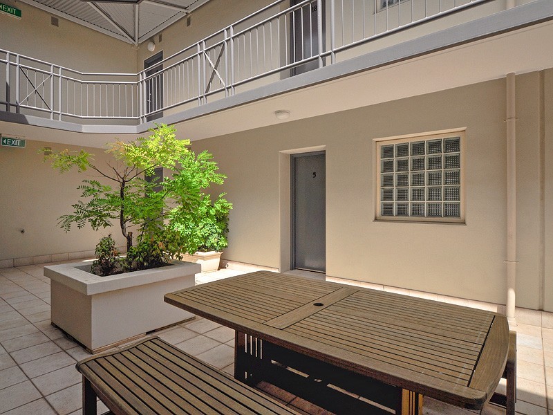 5/232 Hutt Street (Enter via Gilles Street), Adelaide SA 5000