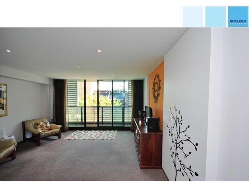 304/102 – 105 North Terrace, Adelaide SA 5000