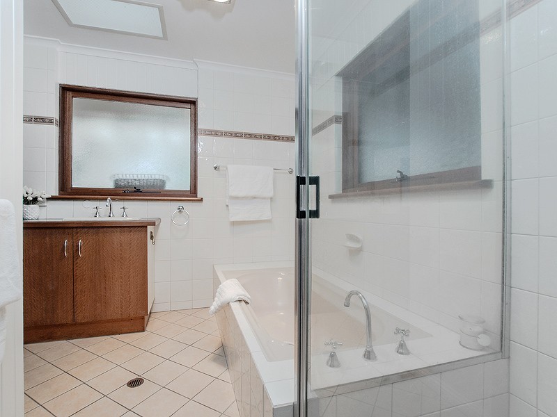 90 Yarrabee Road, Greenhill SA 5140