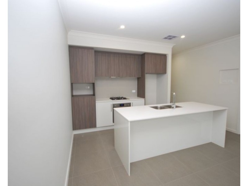 2/250 Military Road, Henley Beach SA 5022