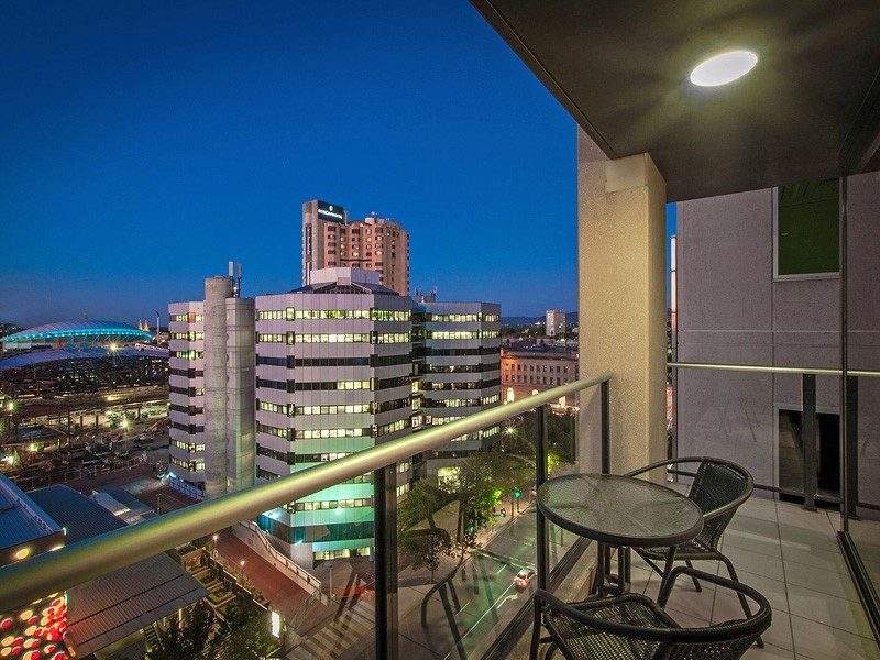 1206/102 – 105 North Terrace, Adelaide SA 5000