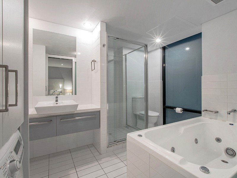 1206/102 – 105 North Terrace, Adelaide SA 5000