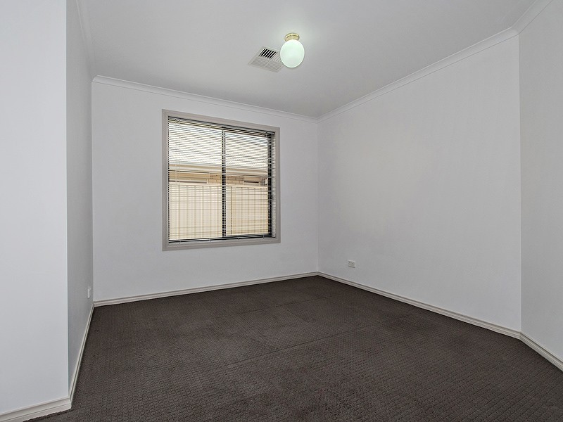 38 Lavinia Street, Athol Park SA 5012