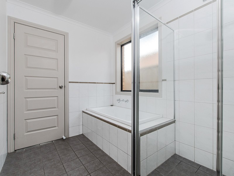 38 Lavinia Street, Athol Park SA 5012