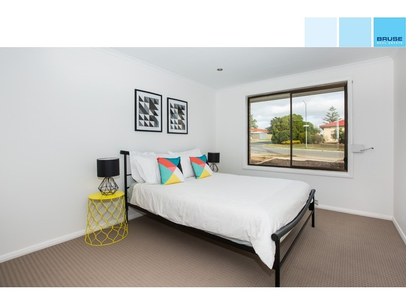 62 Heysen Avenue, Hope Valley SA 5090