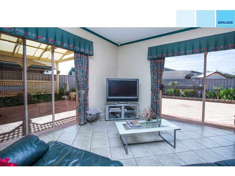 8 Victoria Drive, Oakden SA 5086