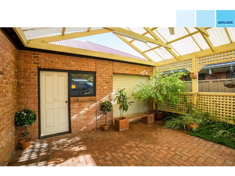 8 Victoria Drive, Oakden SA 5086