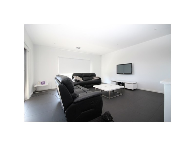 28 Downer Street, Kilkenny SA 5009