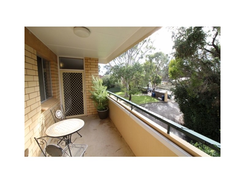 9/21 Laught Avenue, Black Forest SA 5035
