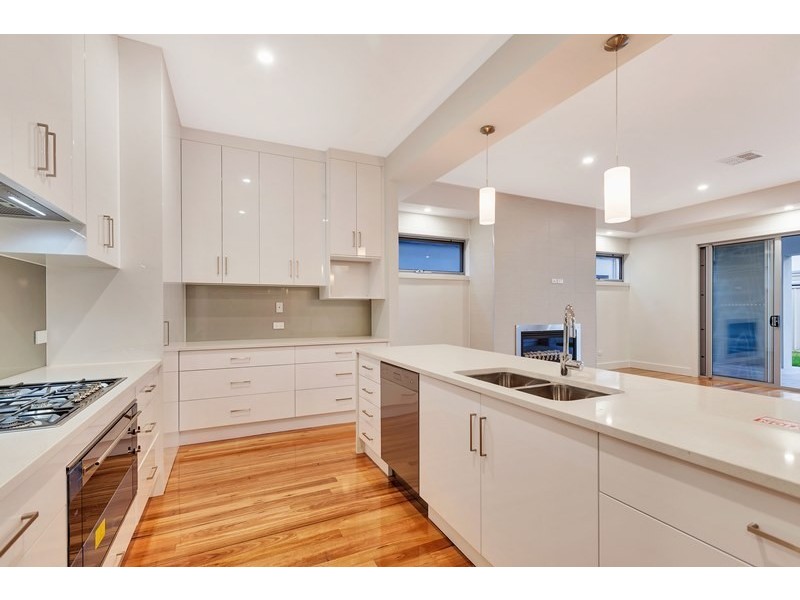 5A Lexington Road, Henley Beach South SA 5022