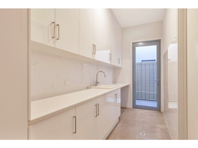 5A Lexington Road, Henley Beach South SA 5022