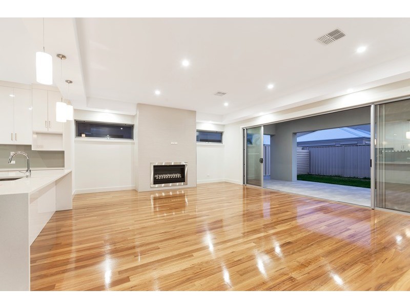 5A Lexington Road, Henley Beach South SA 5022