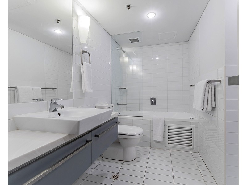 1108/102- 105 North Terrace, Adelaide SA 5000