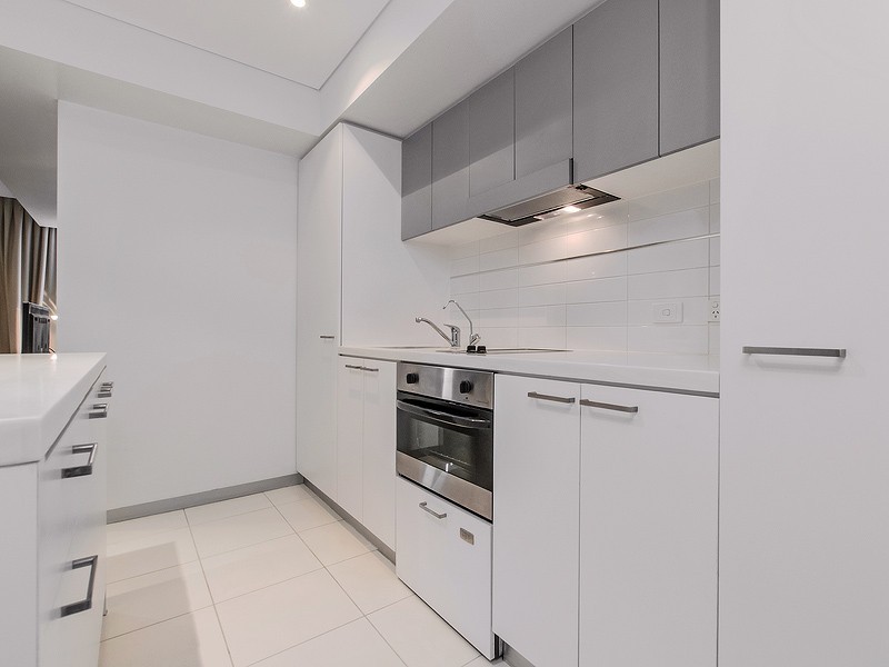 901/102 – 105 North Terrace, Adelaide SA 5000