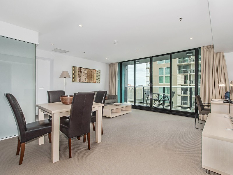 901/102 – 105 North Terrace, Adelaide SA 5000