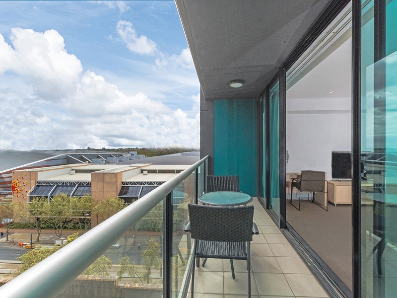 901/102 – 105 North Terrace, Adelaide SA 5000