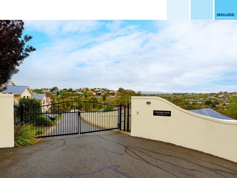3/4 McCann Place, Greenwith SA 5125