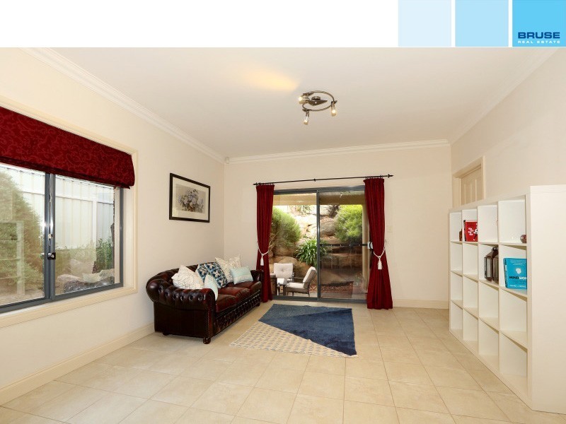 3/4 McCann Place, Greenwith SA 5125