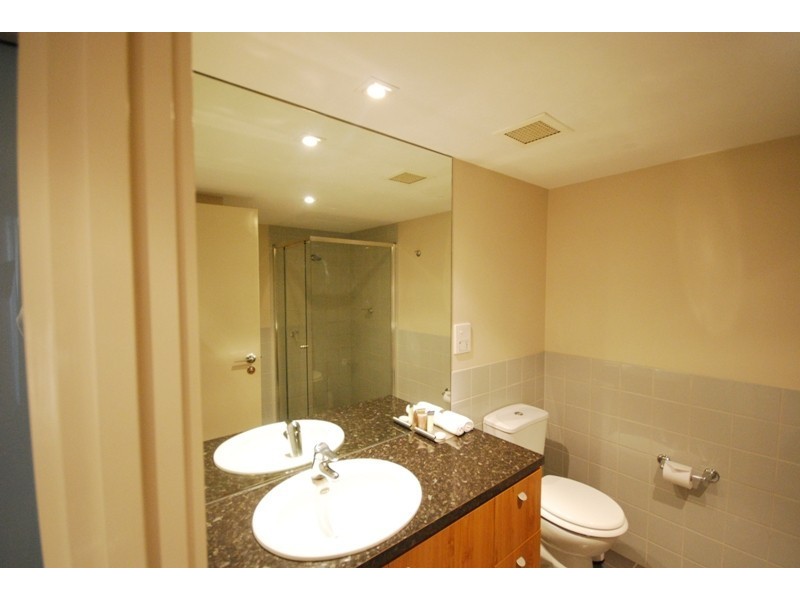 1112/96 North Terrace, Adelaide SA 5000