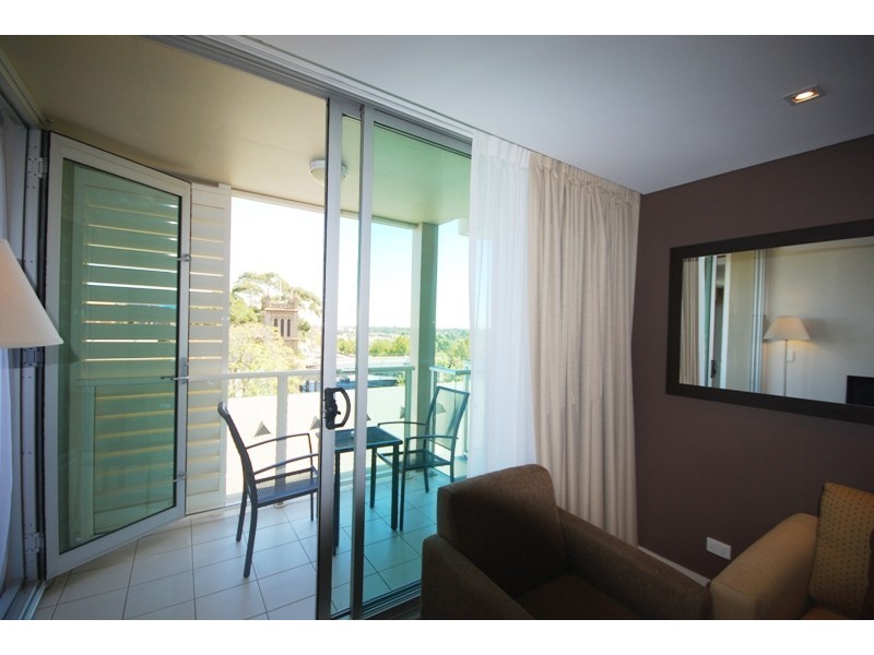 1112/96 North Terrace, Adelaide SA 5000