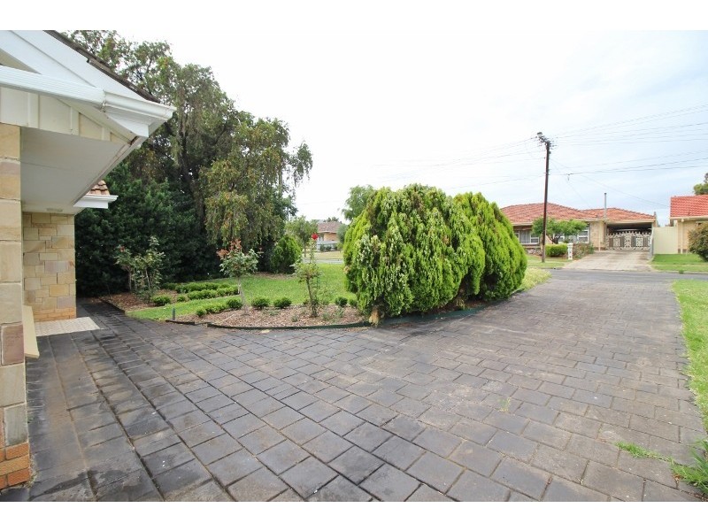 25 Andrea Avenue, Newton SA 5074