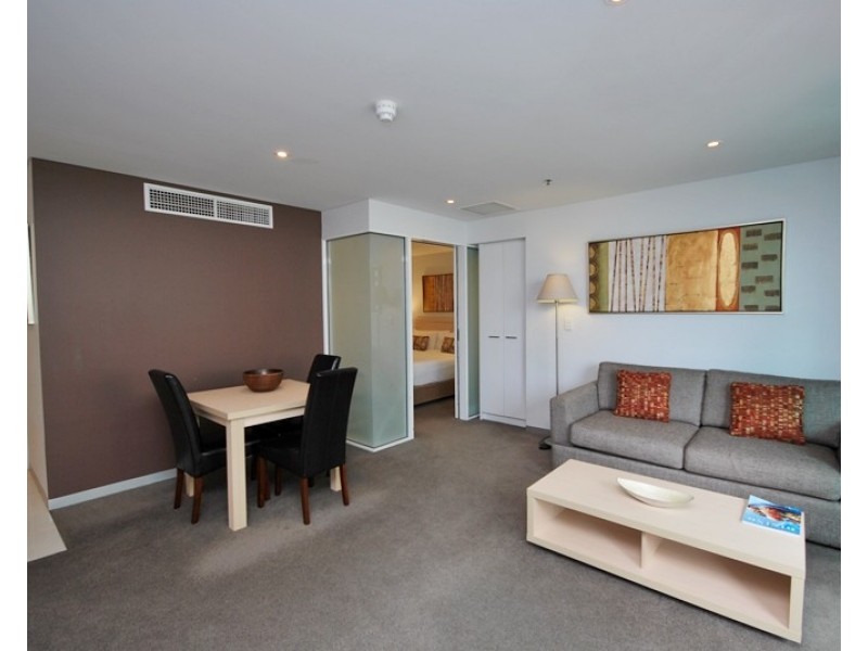 301/102 – 105 North Terrace, Adelaide SA 5000