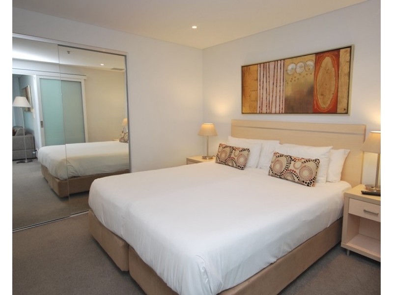 301/102 – 105 North Terrace, Adelaide SA 5000