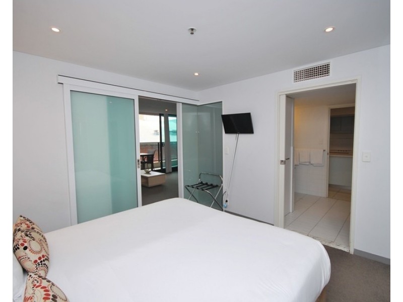 301/102 – 105 North Terrace, Adelaide SA 5000