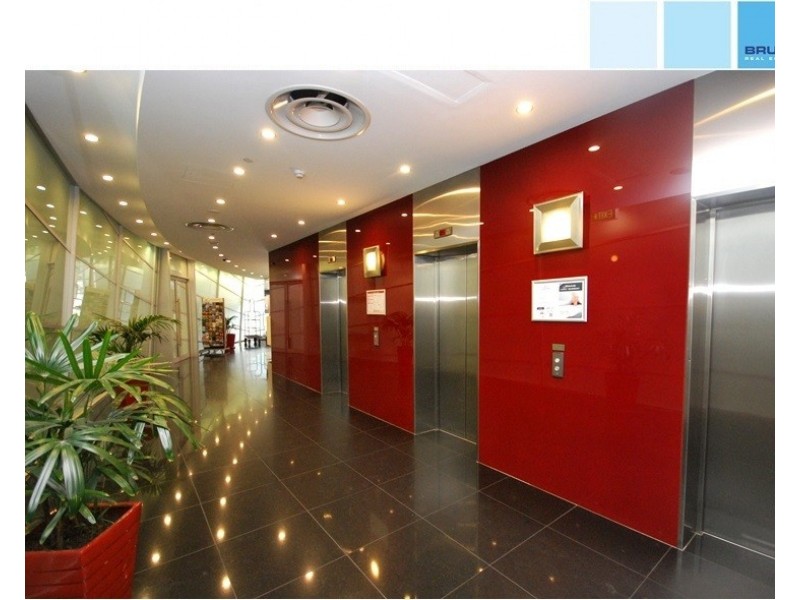 301/102 – 105 North Terrace, Adelaide SA 5000