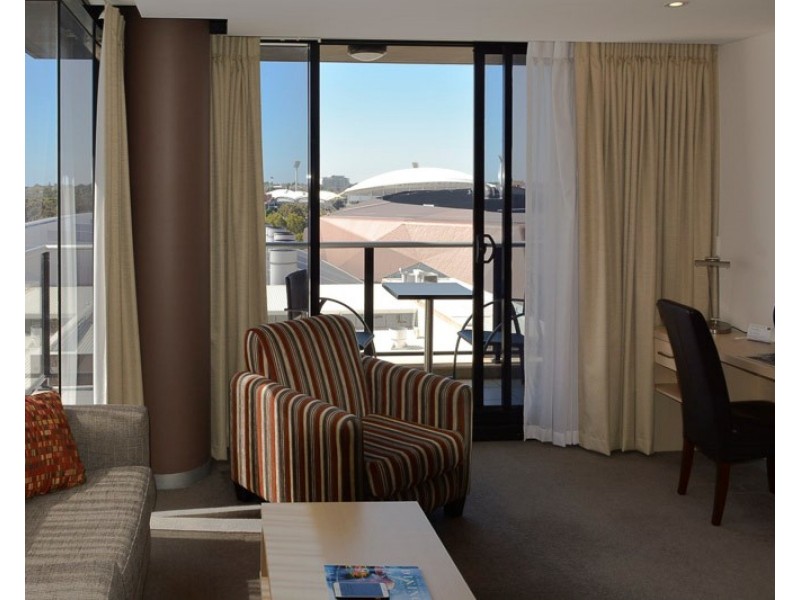 1002/102 – 105 North Terrace, Adelaide SA 5000