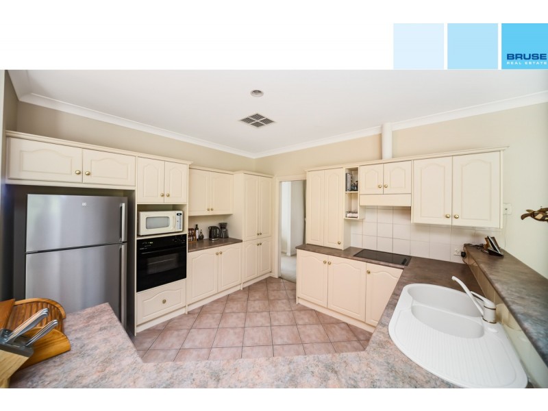 18 Joseph Avenue, Wattle Park SA 5066