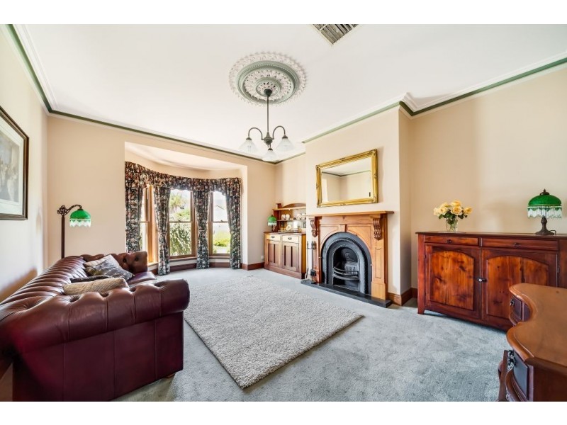 3 Walker Place, Highbury SA 5089