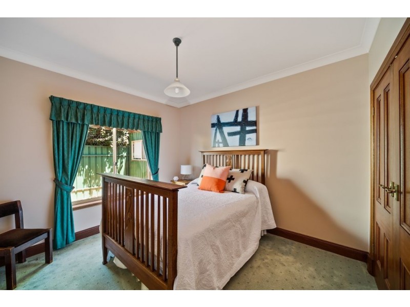 3 Walker Place, Highbury SA 5089