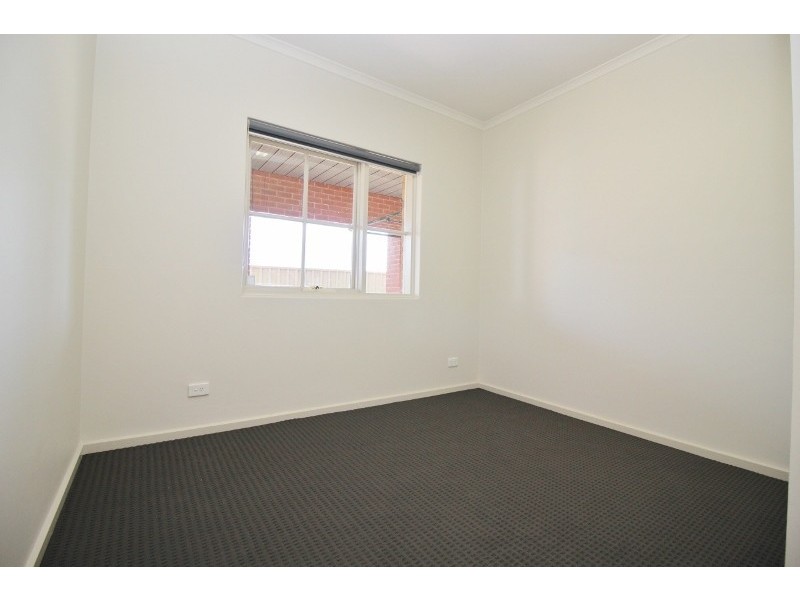 2 Friendship Crescent, Wynn Vale SA 5127