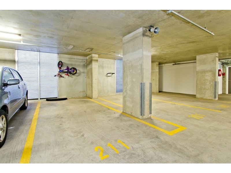 211/180 Morphett Street, Adelaide SA 5000