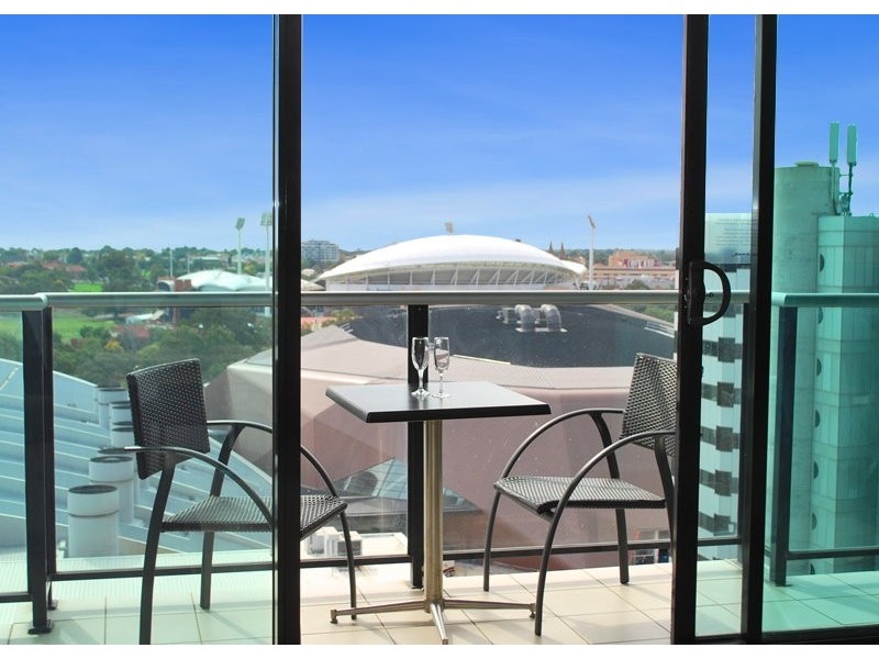 1304/102 – 105 North Terrace, Adelaide SA 5000