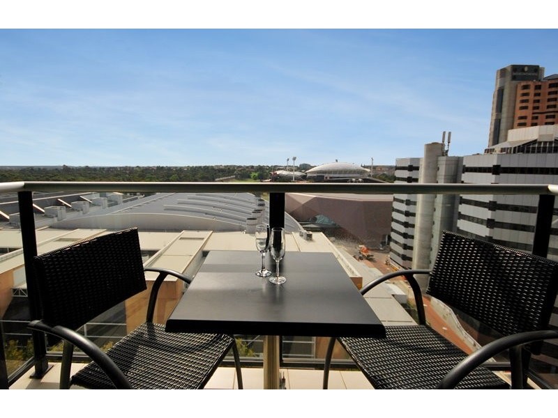 1304/102 – 105 North Terrace, Adelaide SA 5000