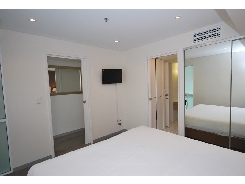 1304/102 – 105 North Terrace, Adelaide SA 5000