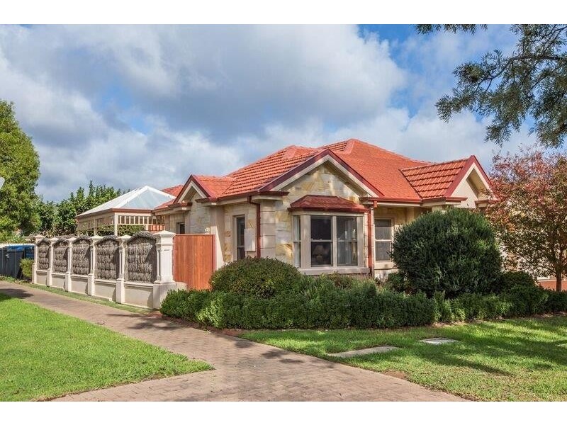14 Central Avenue (Corner of First Street), Magill SA 5072