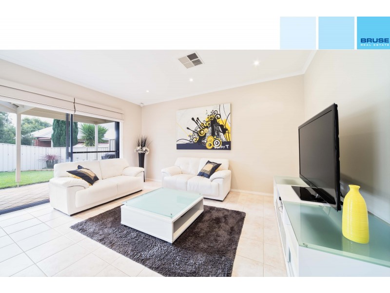 7 Stonewall Place, Greenwith SA 5125