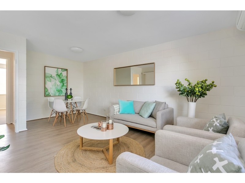 9/21 Laught Avenue, Black Forest SA 5035