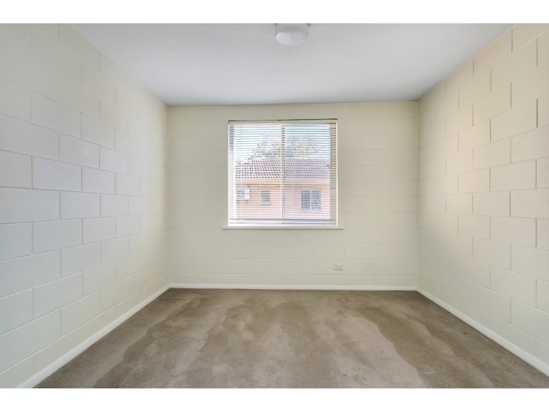 9/21 Laught Avenue, Black Forest SA 5035