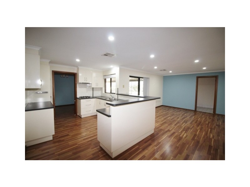 1 Doreen Street, Vale Park SA 5081