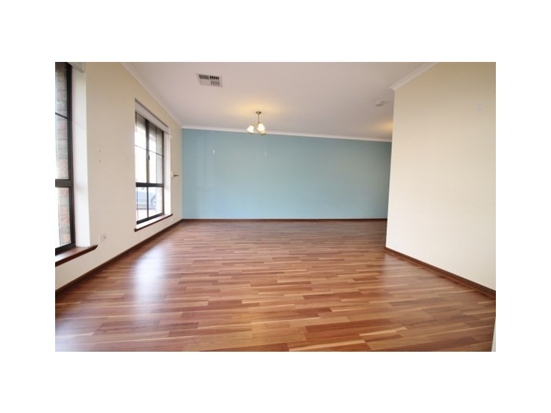 1 Doreen Street, Vale Park SA 5081