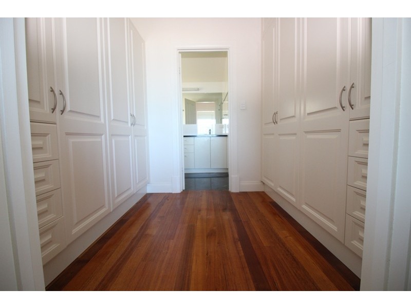 8 Bucknall Court, Tennyson SA 5022