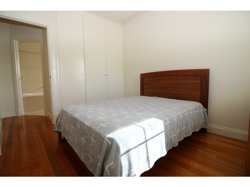 8 Bucknall Court, Tennyson SA 5022