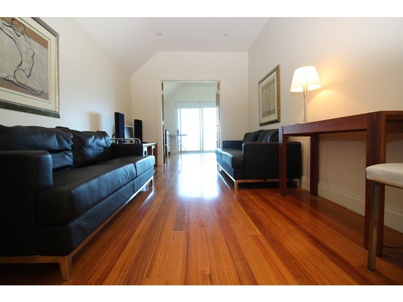 8 Bucknall Court, Tennyson SA 5022