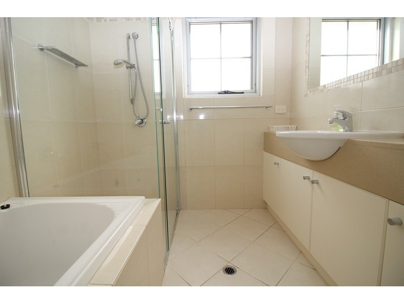 8 Bucknall Court, Tennyson SA 5022