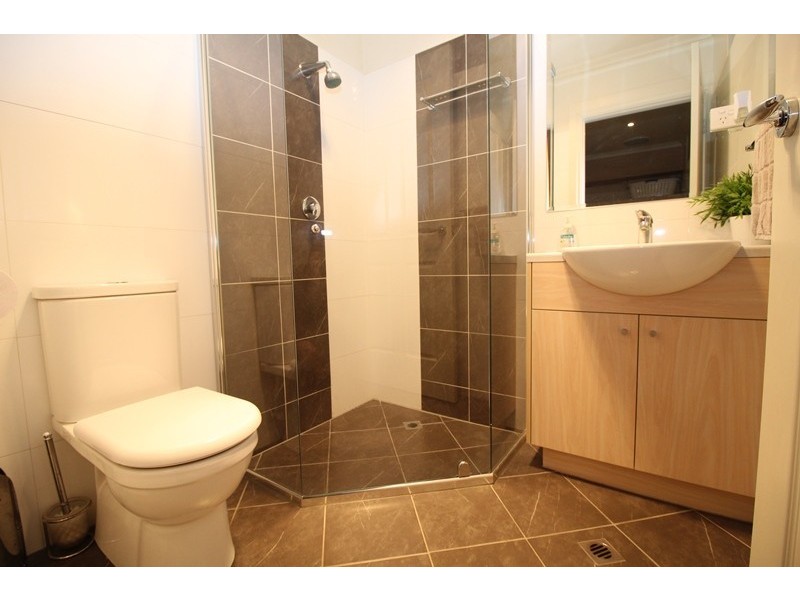 8 Bucknall Court, Tennyson SA 5022