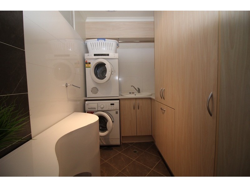 8 Bucknall Court, Tennyson SA 5022